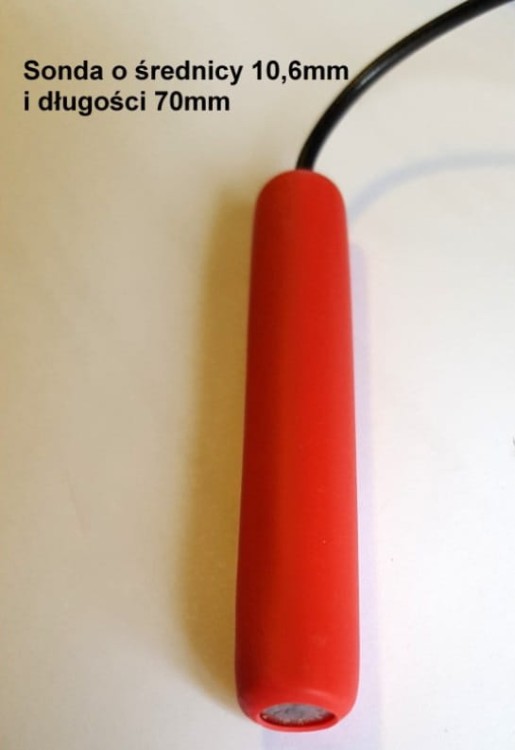 Czujnik poziomu wody może załączyć stycznik pompy uzupełniającej wodę w zbiorniku deszczówki