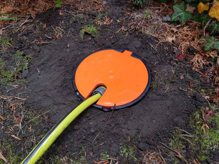 Podziemna studzienka poboru wody z zaworem 3/4" pomarańczowa I 3 inne kolory bez klapki, szybkozłączka, kolanko - Anixol