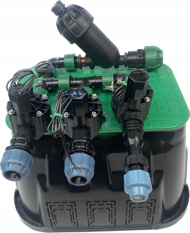 Zestaw do automatycznego nawadniania 3 sekcje do linii kroplującej i zraszaczy z filtrem i reduktorem